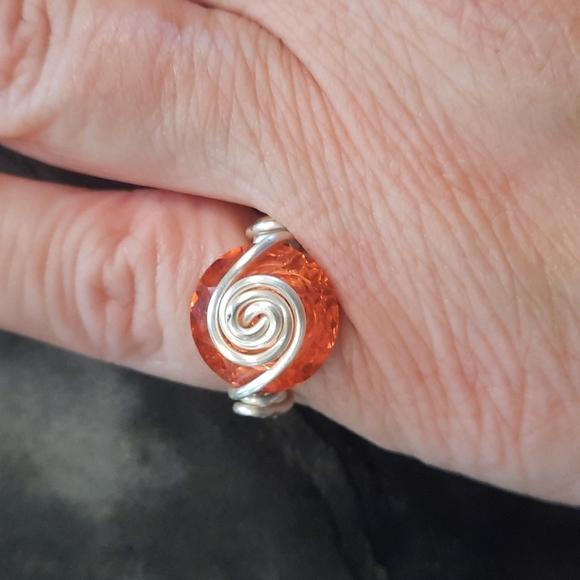 Silver and orange swirl ring - Picture 2 of 3